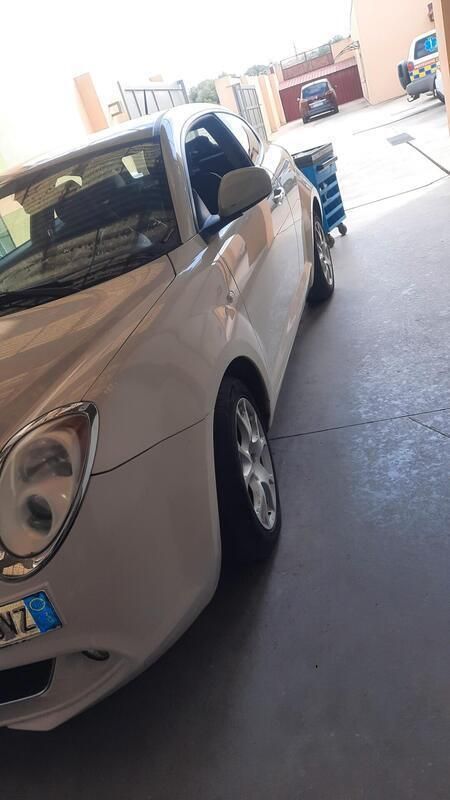 Usata Alfa Romeo MiTo Distinctive 120 CV (88 kW) 2008 Beige Utilitaria