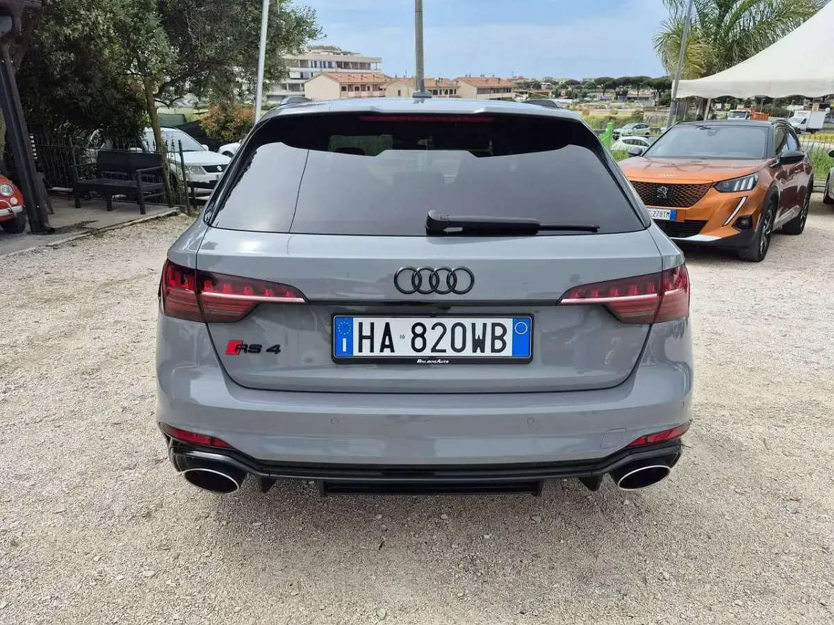 Usata Audi RS4 Ambiente 450 CV (330 kW) 2020 Grigio Station wagon