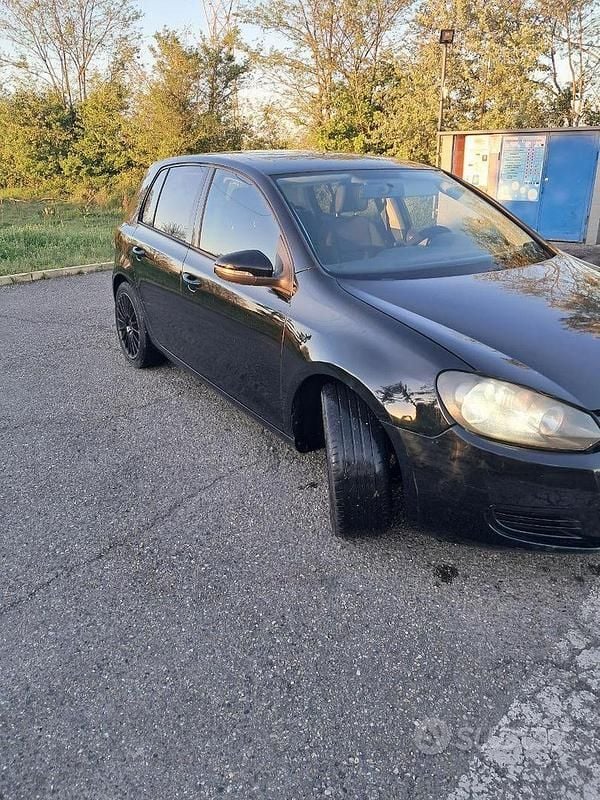 Usata VW Golf VI 80 CV (58 kW) 2011 Nero Utilitaria