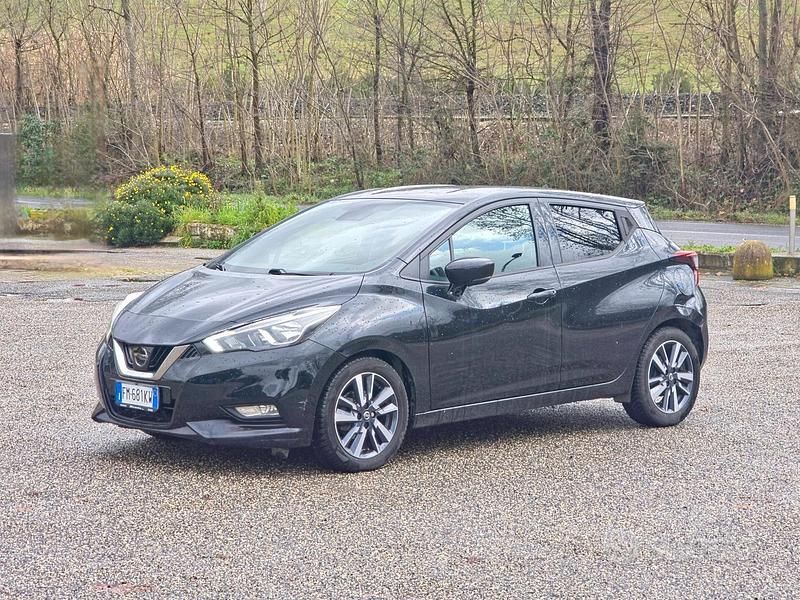 Usata Nissan Micra N-Connecta 90 CV (66 kW) 2018 Nero Utilitaria
