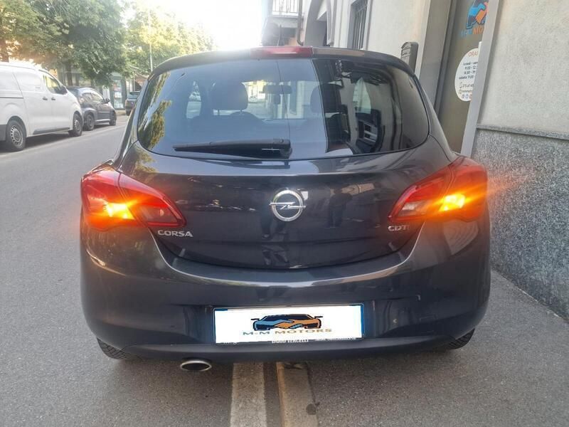Usata Opel Corsa 75 CV (55 kW) 2015 Grigio Berlina
