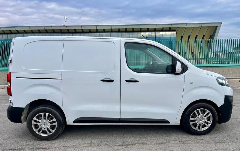 Usata Citroën Jumpy 122 CV (89 kW) 2016 Bianco Monovolume