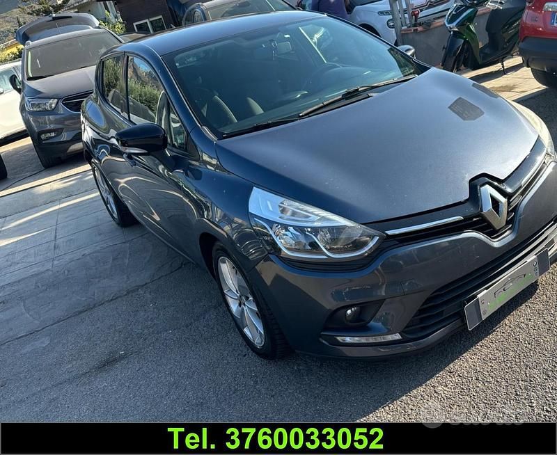 Usata Renault Clio IV Zen 75 CV (55 kW) 2018 Grigio Berlina