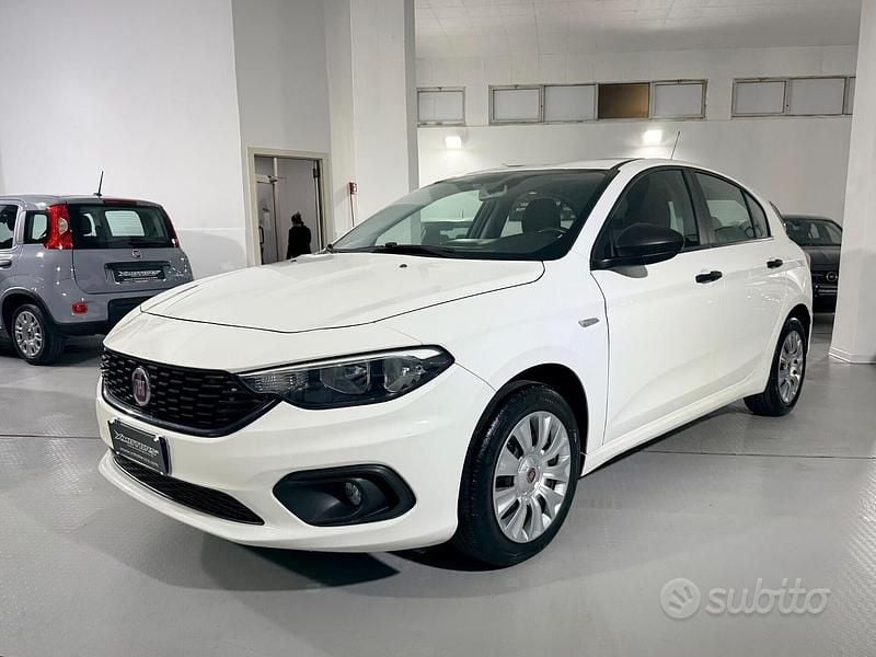 Bianco Usata 2019 Fiat Tipo City Life Tre volumi | 10.690 € (Buon prezzo) - Immagine 1/4