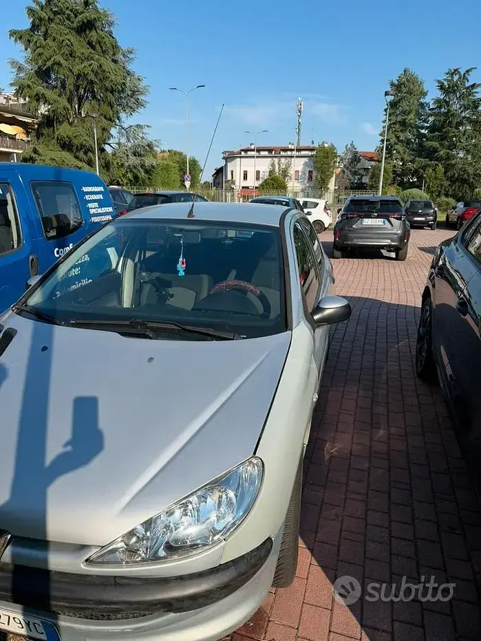 Usata Peugeot 206 75 CV (55 kW) 2006 Grigio Berlina