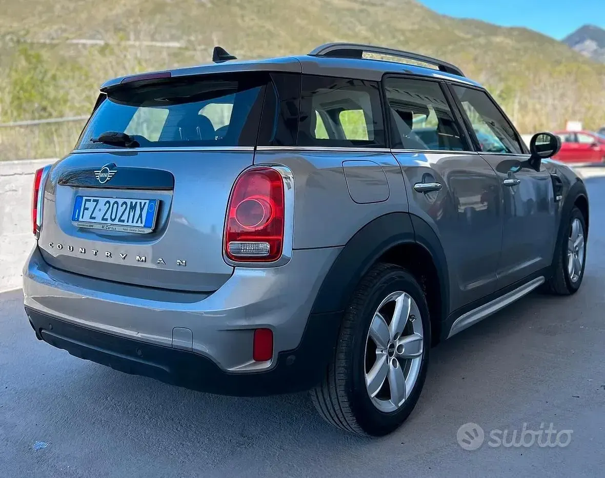 Usata Mini One D Countryman Business 116 CV (85 kW) 2019 Grigio SUV