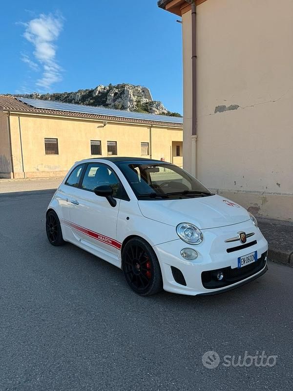 Usata Abarth 500C 160 CV (117 kW) 2012 Bianco Cabrio