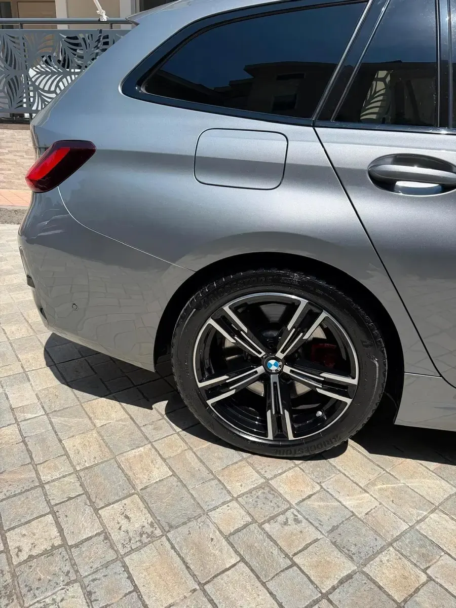 Usata BMW 320e M Sport 190 CV (139 kW) 2022 Grigio Station wagon