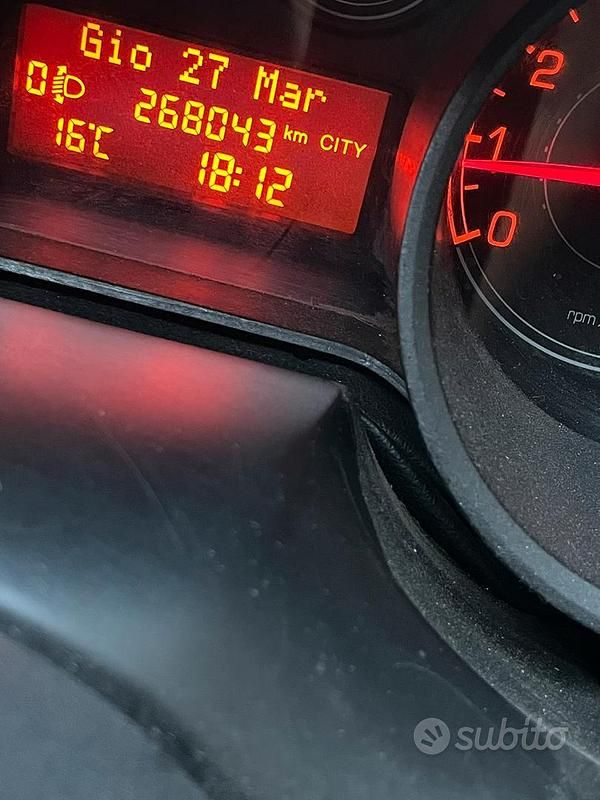 Usata Fiat Bravo 90 CV (66 kW) 2009 Bianco Utilitaria