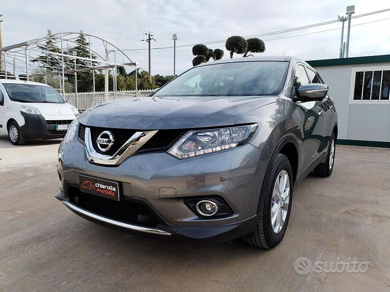 Usata Nissan X-Trail Tekna 130 CV (95 kW) 2017 Grigio SUV
