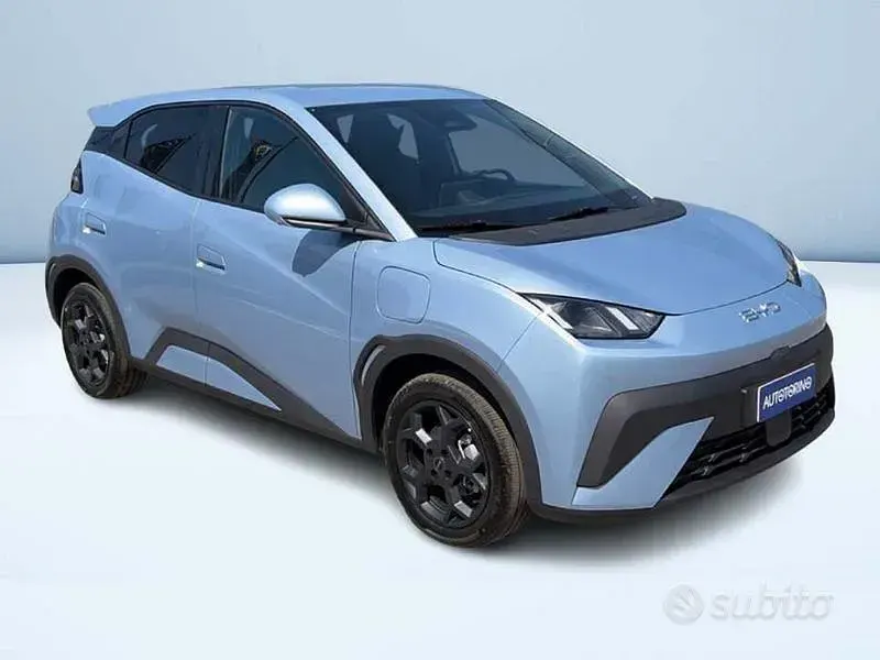 Nuova BYD Dolphin Surf Comfort 83 kW (114 CV) 2026 Bluazzurro Utilitaria