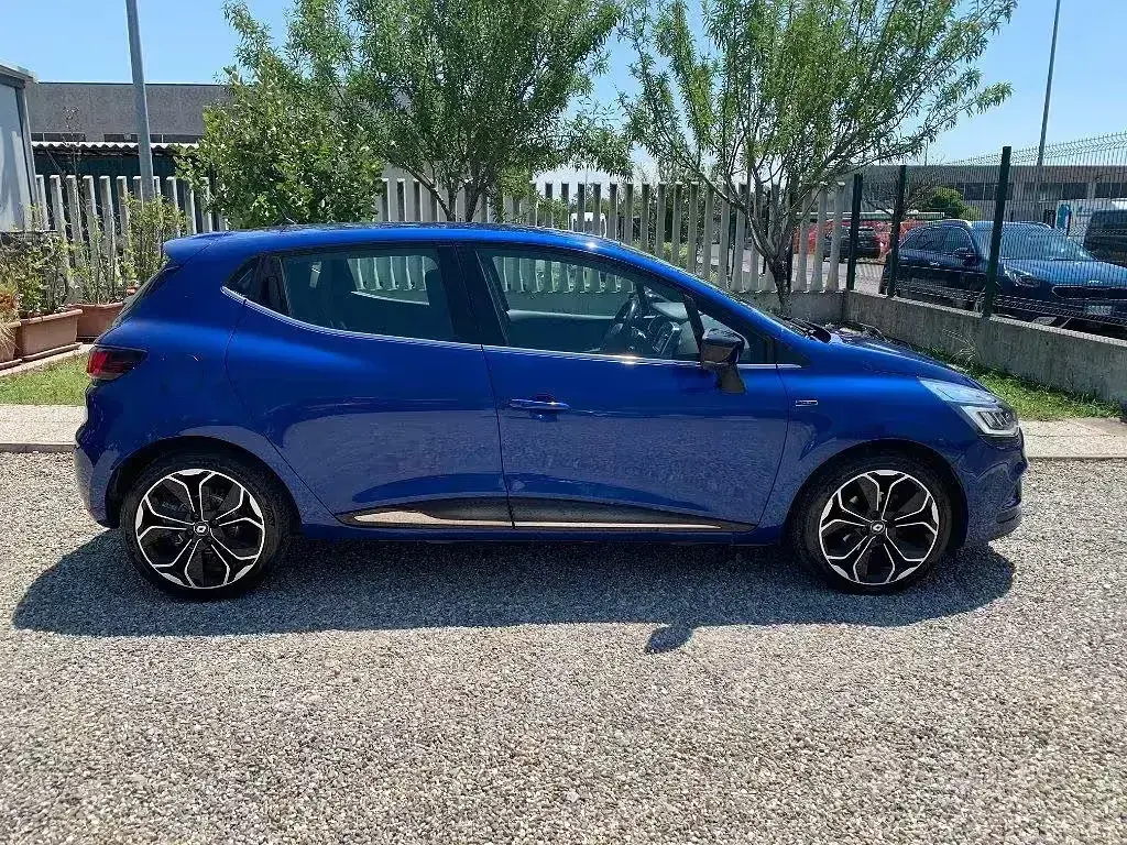 Usata Renault Clio IV Intens 110 CV (80 kW) 2018 Blu Berlina