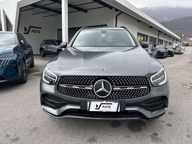 Usata Mercedes GLC300 Premium 245 CV (180 kW) 2022 Metallizzata grigio grafite SUV