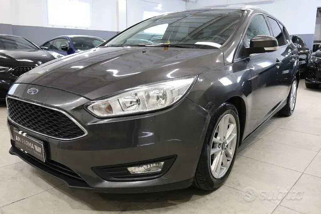 Usata Ford Focus Titanium 120 CV (88 kW) 2018 Grigio Station wagon