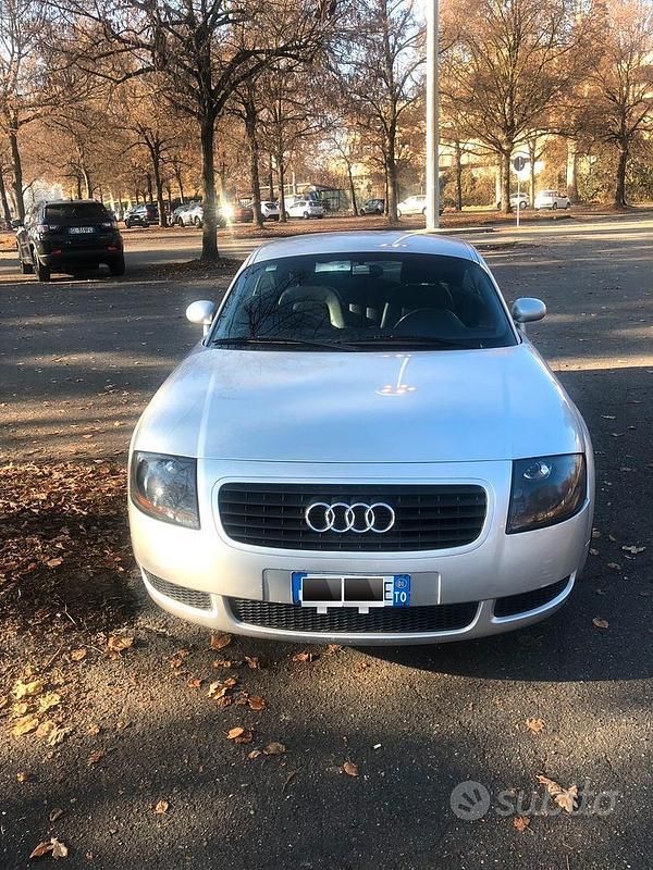 Usata Audi TT 150 CV (110 kW) 2001 Grigio Coupé