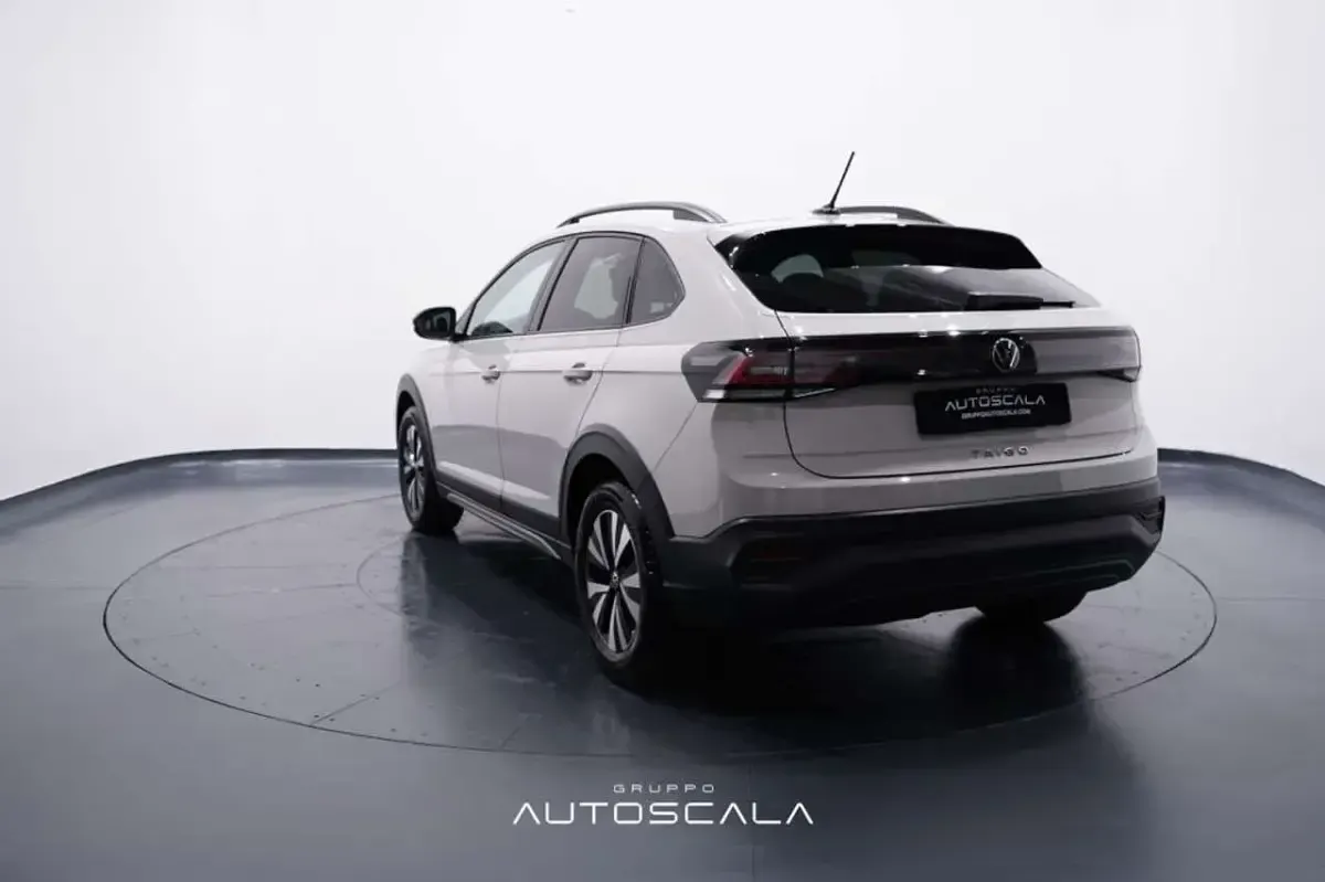Usata VW Taigo Life 110 CV (80 kW) 2024 Ascot grey SUV