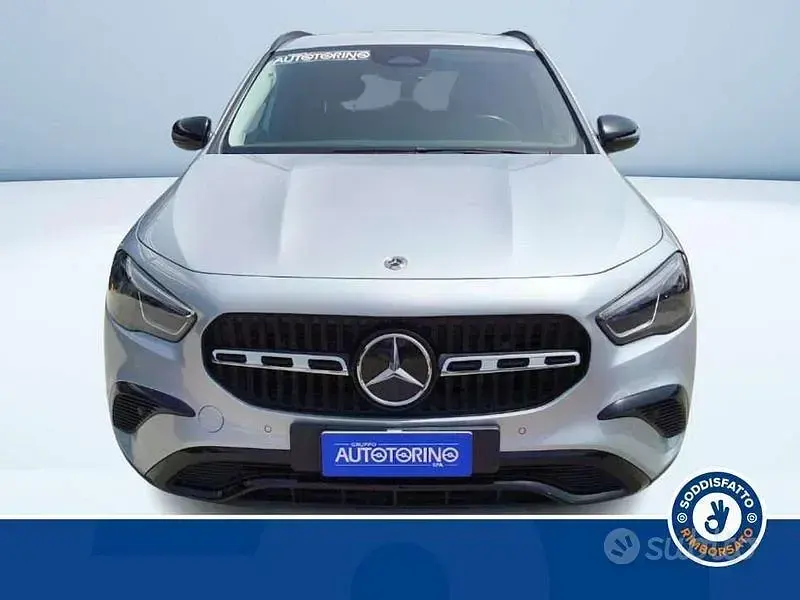 Usata Mercedes GLA200 Advanced 150 CV (110 kW) 2025 Grigio SUV