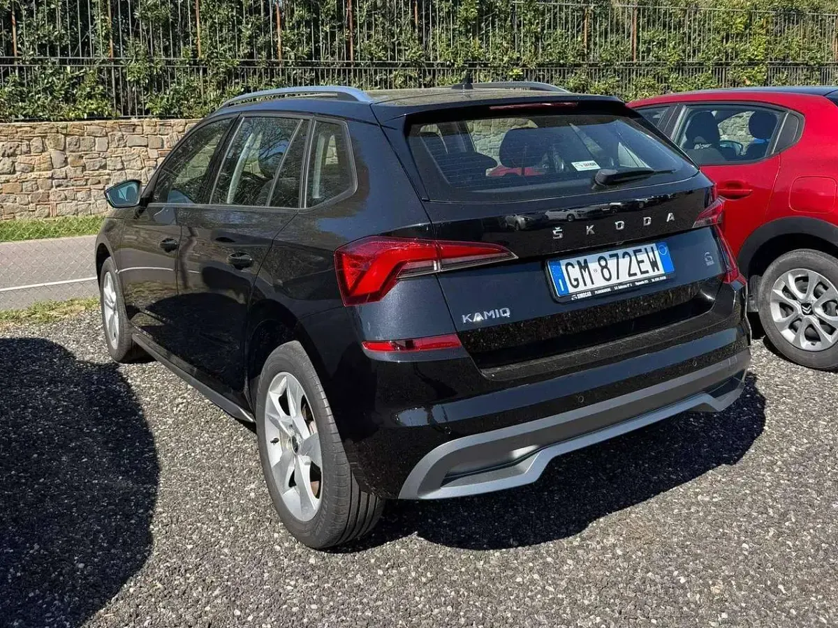 Usata Skoda Kamiq Style 110 CV (80 kW) 2022 Nero SUV