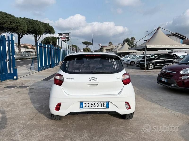 Usata Hyundai i10 Prime 67 CV (49 kW) 2022 Bianco Utilitaria