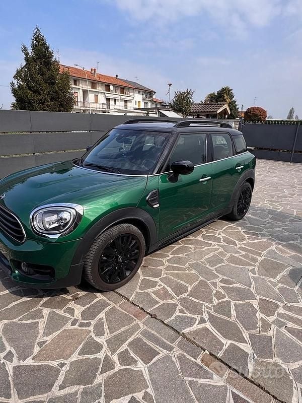 Usata Mini Countryman Hype 136 CV (100 kW) 2020 Verde SUV