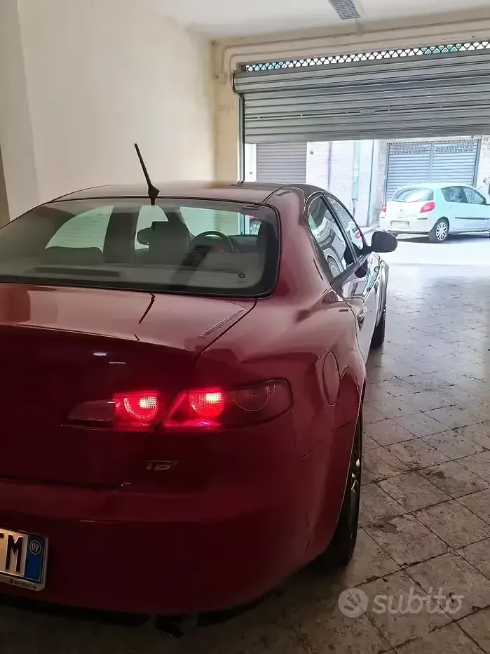 Usata Alfa Romeo 159 Distinctive 200 CV (147 kW) 2009 Rosso Berlina