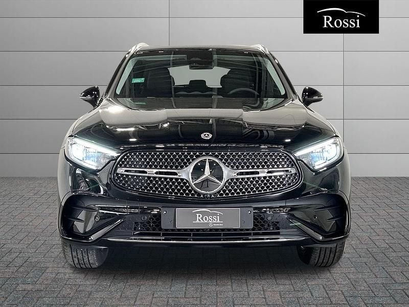Nuova Mercedes GLC300e 197 CV (144 kW) 2026 Nero