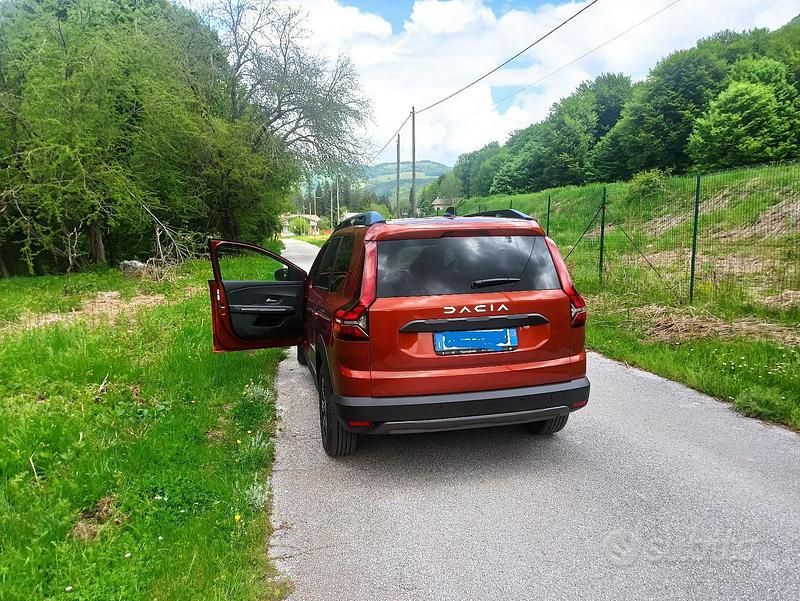 Usata Dacia Jogger 91 CV (66 kW) 2023 Monovolume