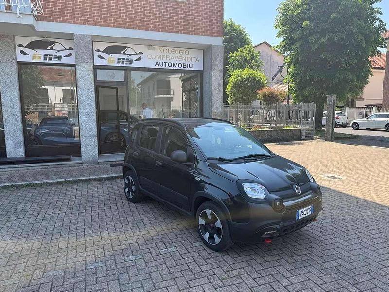 Usata Fiat Panda Cross Cross 69 CV (50 kW) 2020 Nero Utilitaria