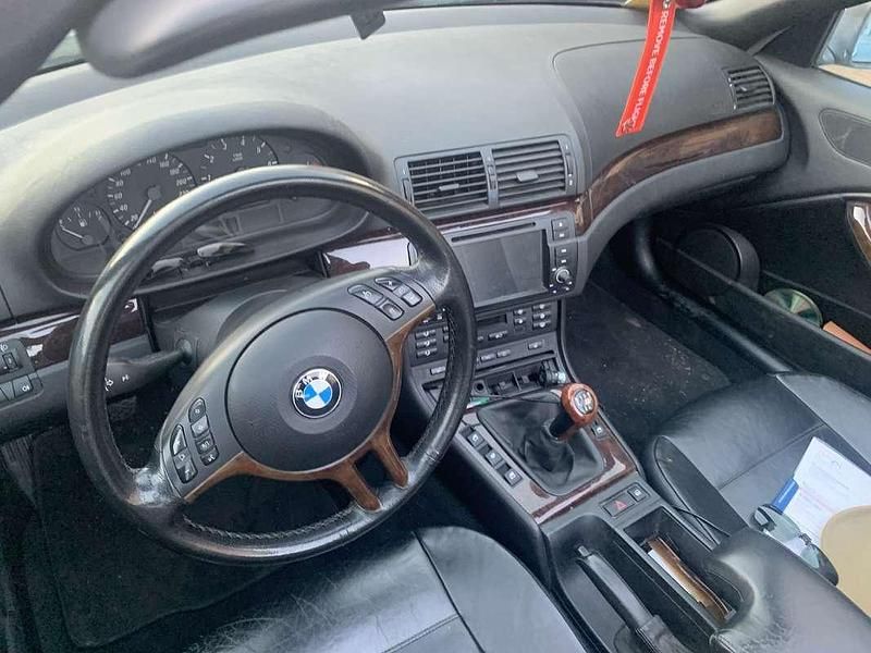 Usata BMW 318 150 CV (110 kW) 2006 Argento Cabrio