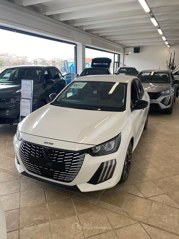 Nuova Peugeot 208 Allure 110 CV (80 kW) 2026 Bianco Utilitaria