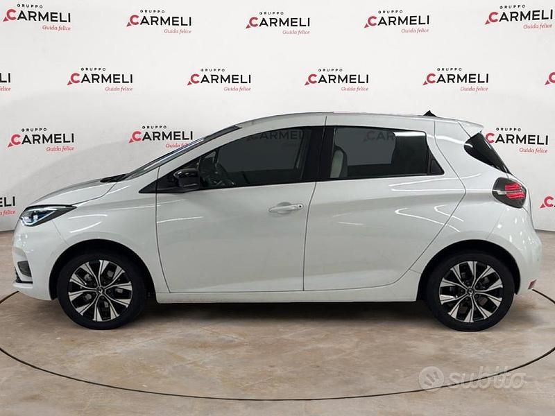 Usata Renault Zoe Zen 100 kW (136 CV) 2021 Bianco Utilitaria