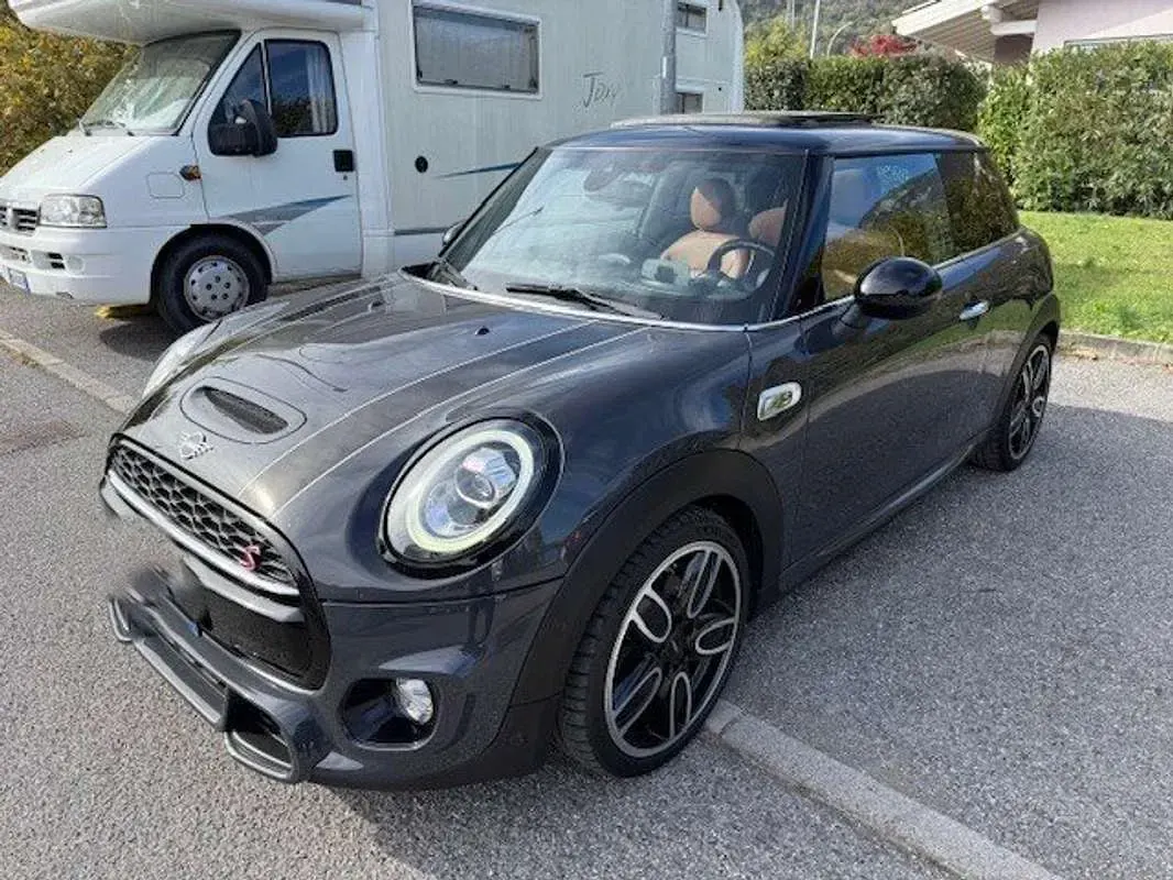Usata Mini Cooper S Hype 192 CV (141 kW) 2018 Grigio Utilitaria