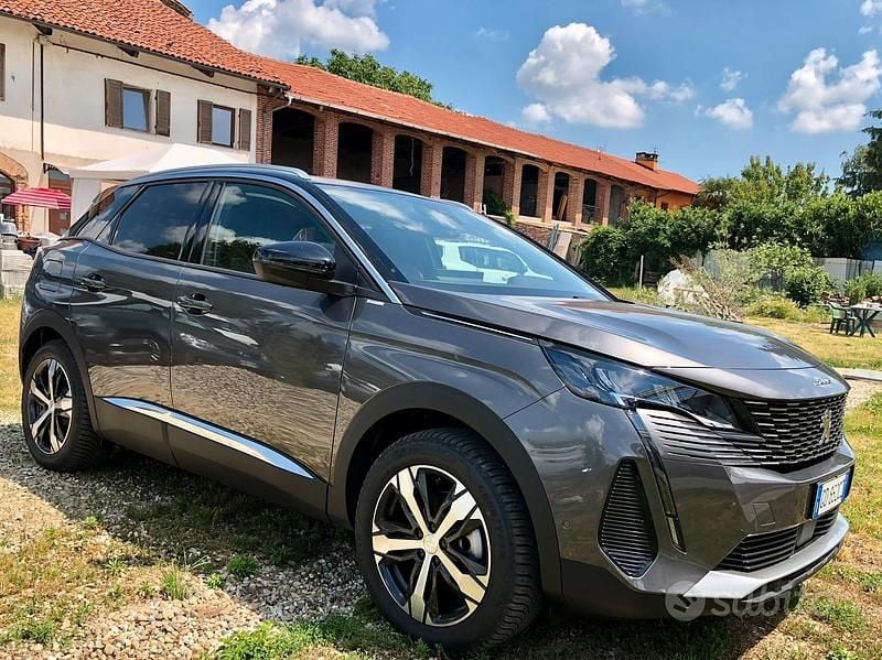 Usata Peugeot 3008 Allure 131 CV (96 kW) 2021 Grigio SUV