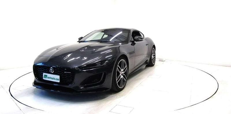 Usata Jaguar F-Type R-Dynamic 300 CV (220 kW) 2022 Grigio scuro Coupé