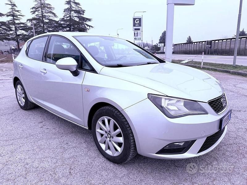 Usata Seat Ibiza FR 105 CV (77 kW) 2014 Grigio Berlina