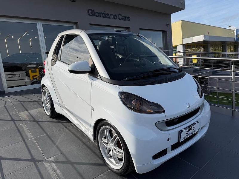 Usata Smart ForTwo Cabrio Brabus 101 CV (74 kW) 2011 Bianco Cabrio