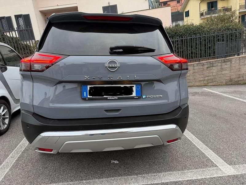 Usata Nissan X-Trail Tekna 158 CV (116 kW) 2023 Grigio SUV