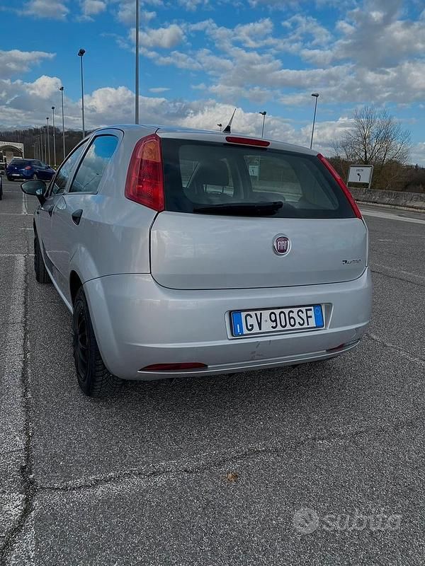 Usata Fiat Grande Punto 209 CV (153 kW) 2012 Grigio Utilitaria