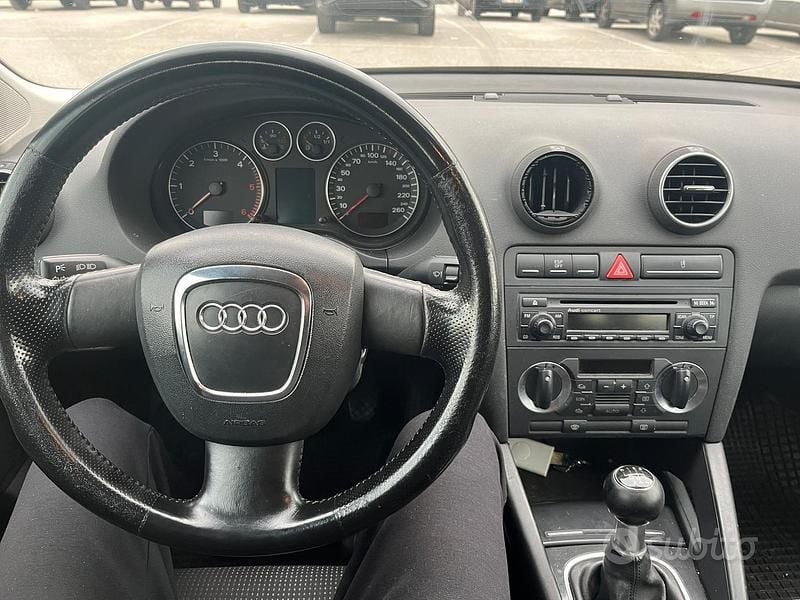 Usata Audi A3 140 CV (102 kW) 2006 Grigio Utilitaria
