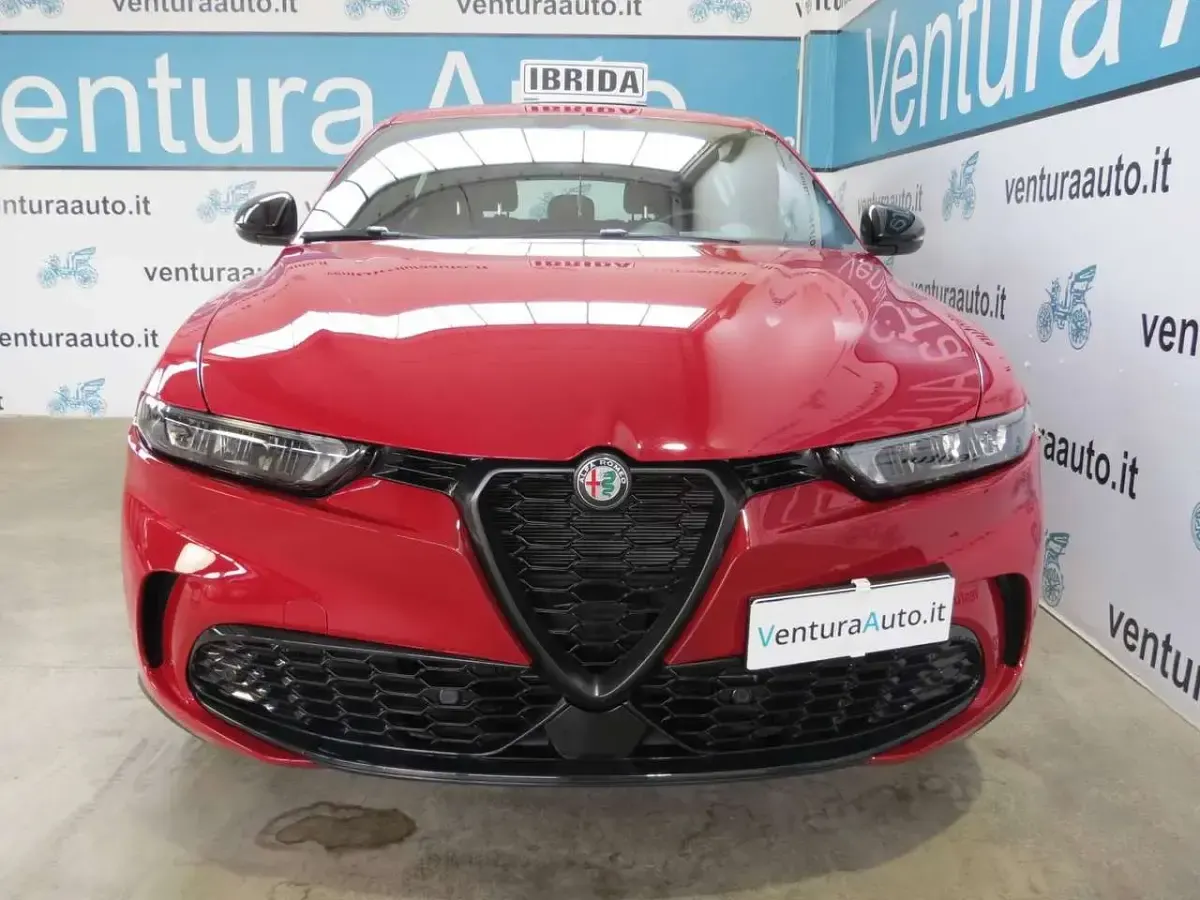 Usata Alfa Romeo Tonale Sprint 131 CV (96 kW) 2023 Rosso alfa SUV