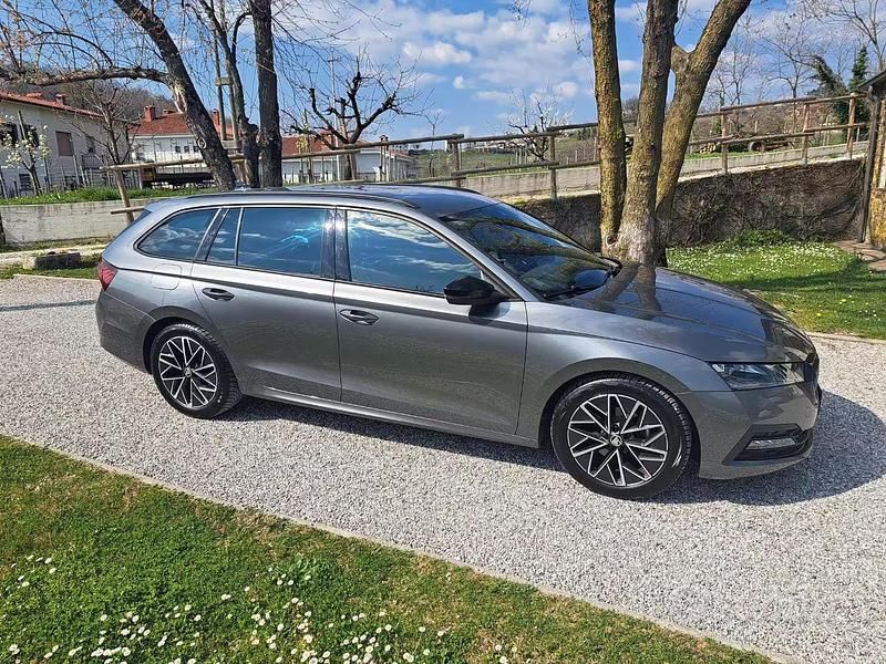Usata Skoda Octavia Style 150 CV (110 kW) 2023 Grigio Station wagon