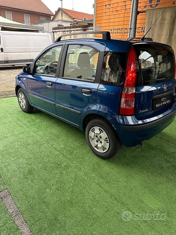 Usata Fiat Panda 60 CV (44 kW) 2005 Blu Utilitaria