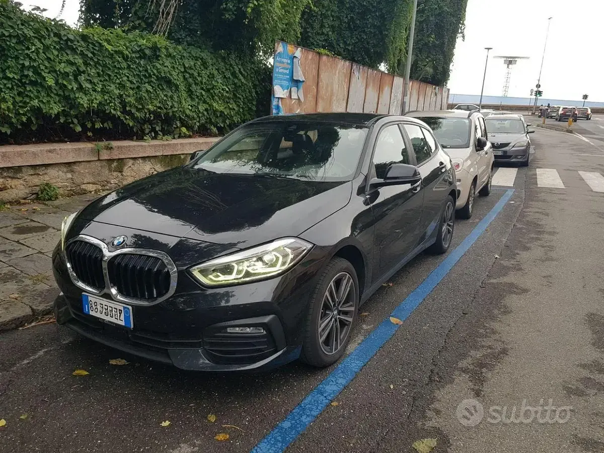 Usata BMW 116 116 CV (85 kW) 2021 Nero Utilitaria