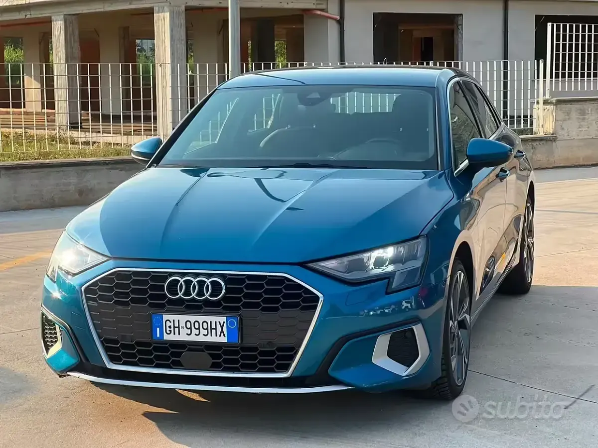 Usata Audi A3 Advanced 116 CV (85 kW) 2021 Blu Berlina