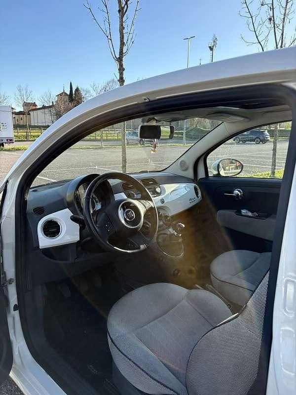 Usata Fiat 500 Lounge 69 CV (50 kW) 2010 Bianco Utilitaria