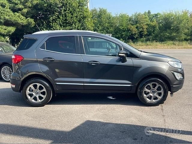 Usata Ford Ecosport Titanium 125 CV (91 kW) 2019 Grigio SUV