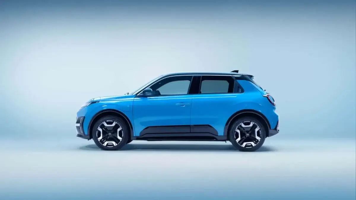 Nuova Nissan Micra Advance 77 kW (106 CV) 2025 Argento Utilitaria