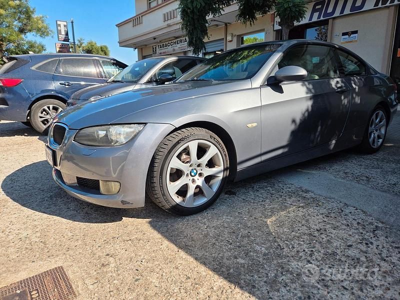 Grigio Usata 2008 BMW 320 Coupé | 4990 € (Super prezzo) - Immagine 1/4