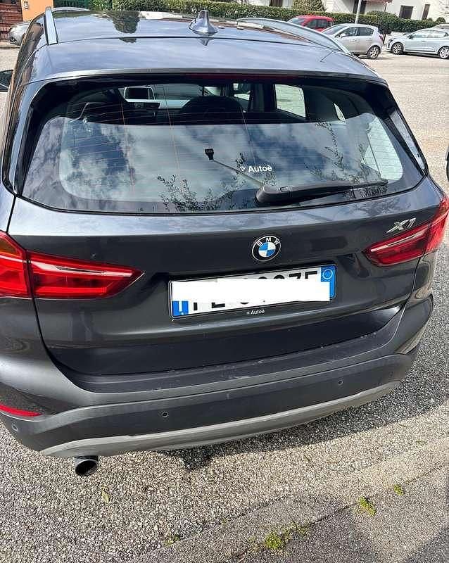 Usata BMW X1 Advantage 150 CV (110 kW) 2016 Grigio SUV