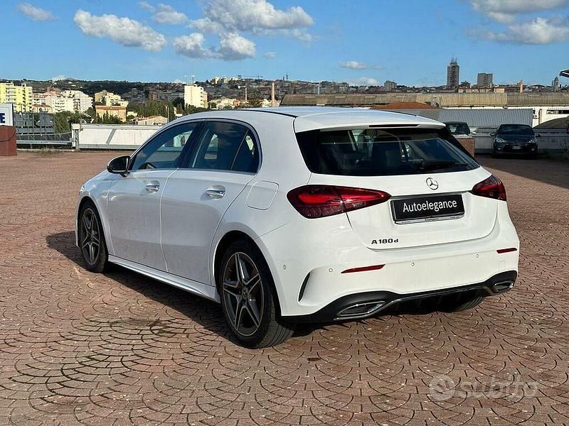 Usata Mercedes A180 AMG line 116 CV (85 kW) 2023 Bianco Berlina